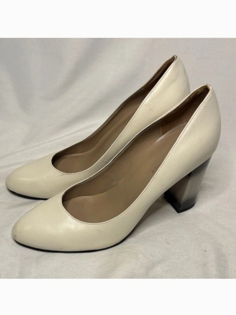 Donald Pliner White Grey Cream High Heel Shoes Size 10
